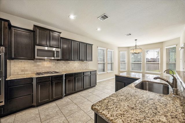 30 Glade Park Drive, Missouri City, TX 77459