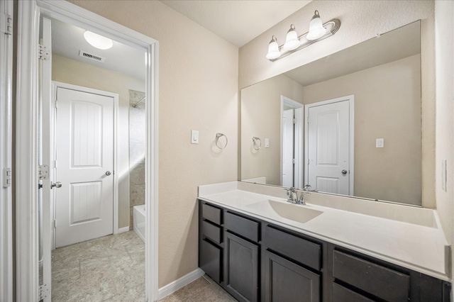 30 Glade Park Drive, Missouri City, TX 77459