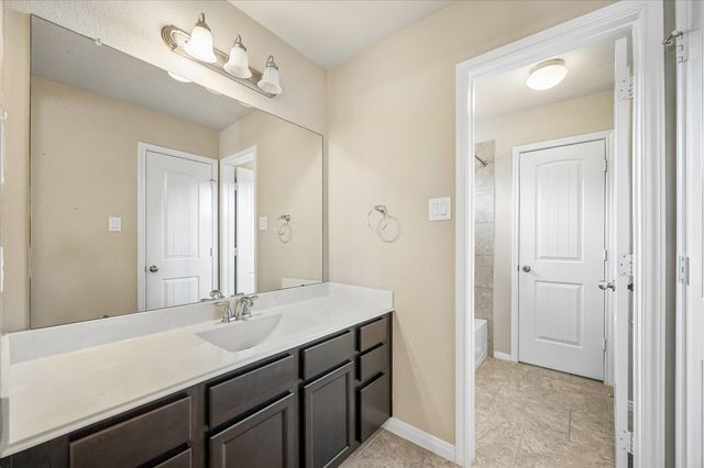 30 Glade Park Drive, Missouri City, TX 77459