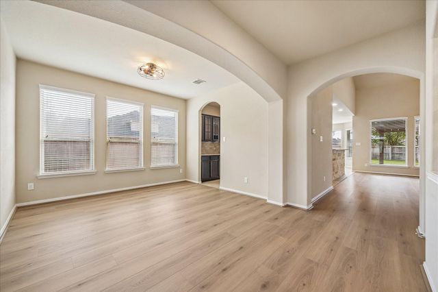 30 Glade Park Drive, Missouri City, TX 77459