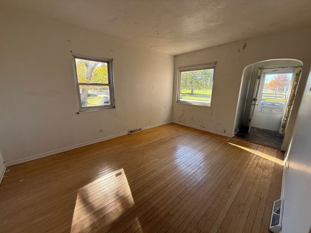 14417 S Atlantic Avenue, Riverdale, IL 60827