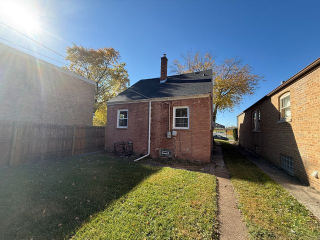 14417 S Atlantic Avenue, Riverdale, IL 60827