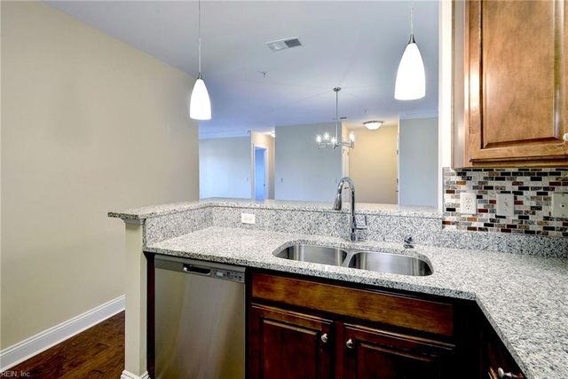 5303 Foundation ST, Williamsburg, VA 23185