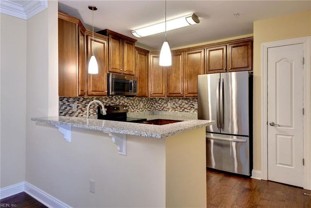 5303 Foundation ST, Williamsburg, VA 23185