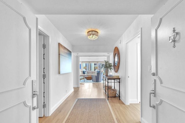 5380 N Ocean Drive 18j, Singer Island, FL 33404