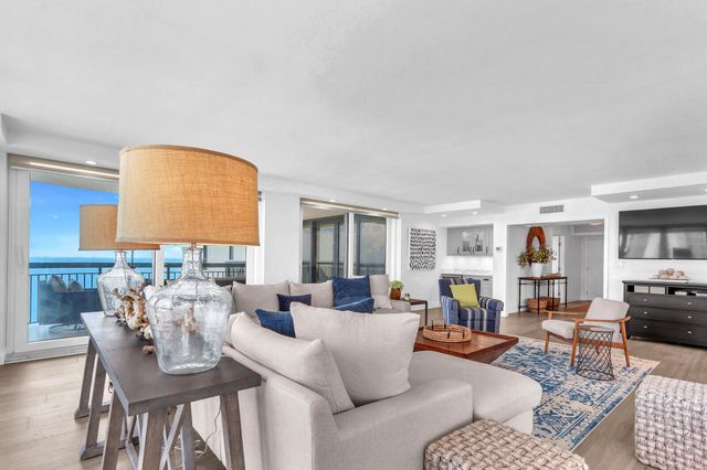 5380 N Ocean Drive 18j, Singer Island, FL 33404