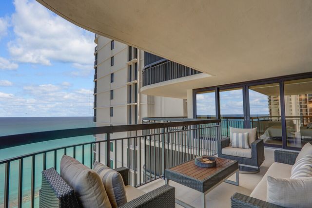 5380 N Ocean Drive 18j, Singer Island, FL 33404