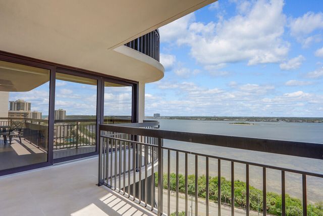 5380 N Ocean Drive 18j, Singer Island, FL 33404