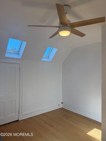84 Mclaren Street, Red Bank, NJ 07701