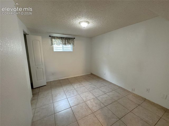 1227 Osgood Road, Colorado Springs, CO 80915
