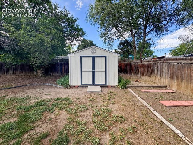 1227 Osgood Road, Colorado Springs, CO 80915