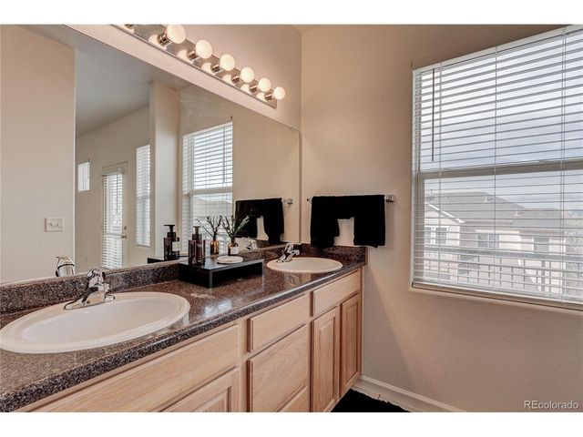 11250 Florence St 12B, Commerce City, CO 80640