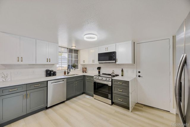 7867 Kyle Way, Littleton, CO 80125