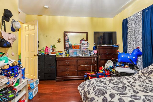 23 MIKO Road, Edison, NJ 08817