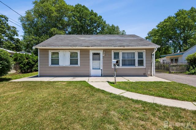 23 MIKO Road, Edison, NJ 08817
