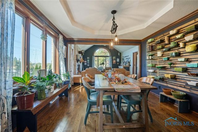 3904 Oakfield Drive, Oregon, OH 43616