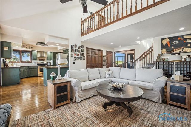 3904 Oakfield Drive, Oregon, OH 43616