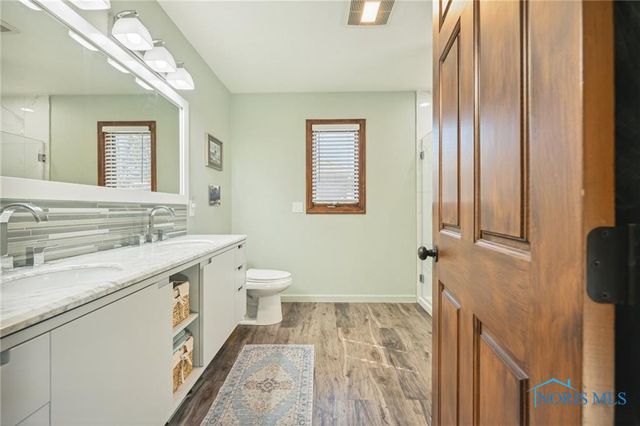 3904 Oakfield Drive, Oregon, OH 43616