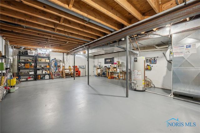 3904 Oakfield Drive, Oregon, OH 43616