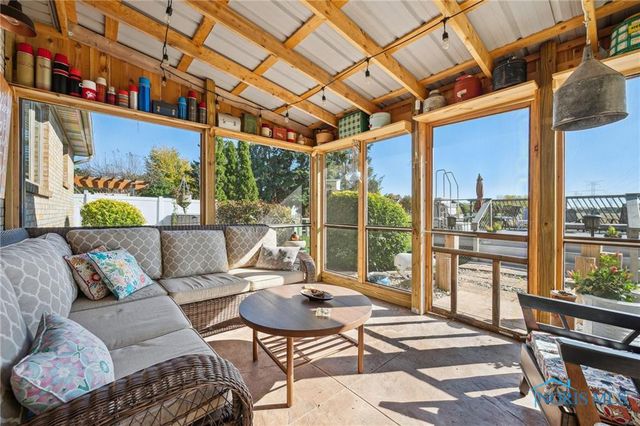 3904 Oakfield Drive, Oregon, OH 43616