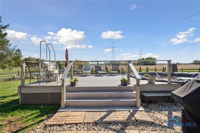 3904 Oakfield Drive, Oregon, OH 43616