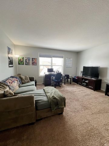 11214 Yalumba Pass, Roanoke, IN 46783