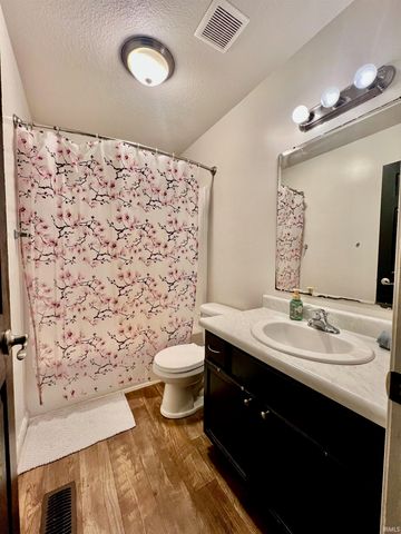 11214 Yalumba Pass, Roanoke, IN 46783