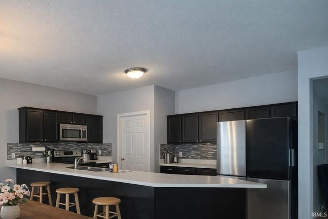 11214 Yalumba Pass, Roanoke, IN 46783