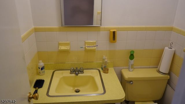 730 Salem Ave, Elizabeth City, NJ 07208