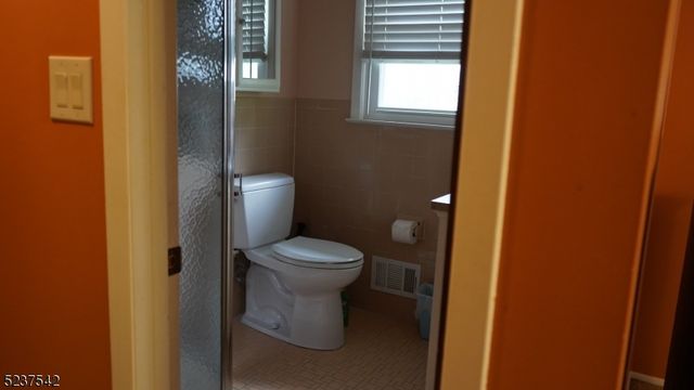 730 Salem Ave, Elizabeth City, NJ 07208