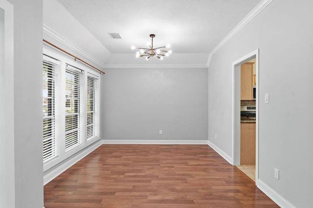 1813 Oak Wood Drive E, Pearland, TX 77581