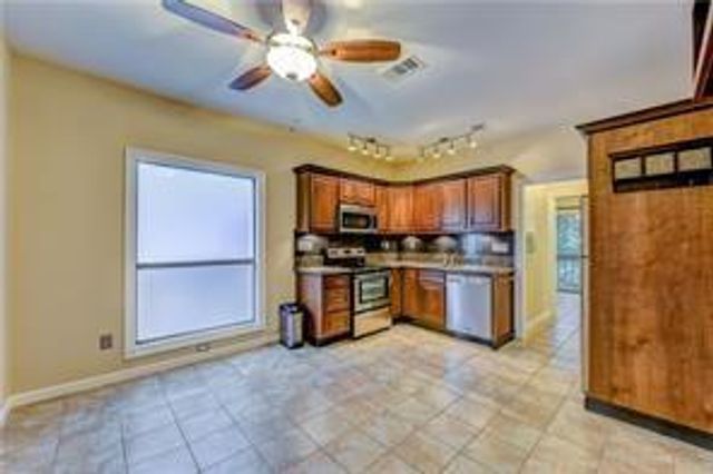 2210 Pearl ST 206, Austin, TX 78705