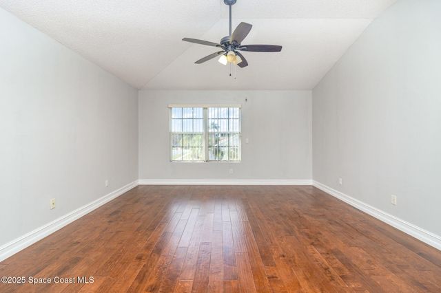 2893 Glasbern Circle, Melbourne, FL 32904