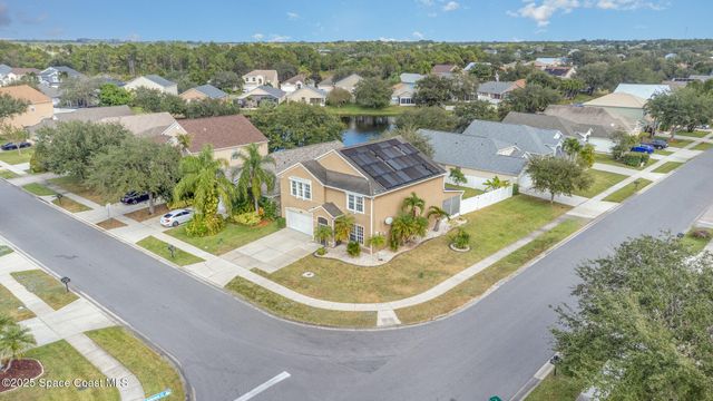2893 Glasbern Circle, Melbourne, FL 32904