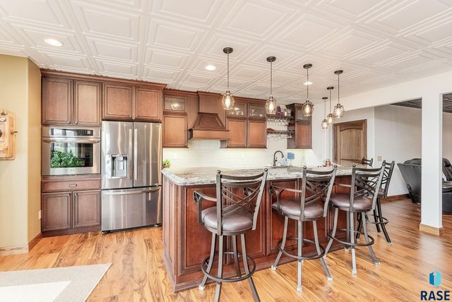 209 Lake Ridge Dr Drive, Wentworth, SD 57075