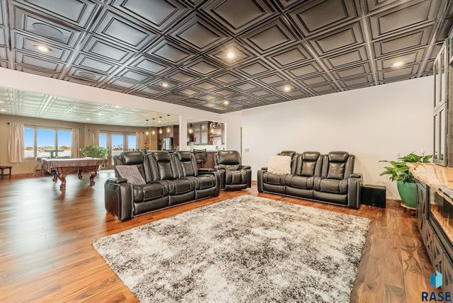 209 Lake Ridge Dr Drive, Wentworth, SD 57075