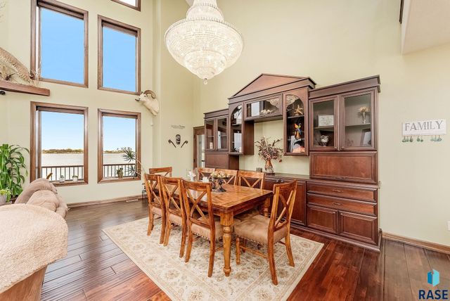 209 Lake Ridge Dr Drive, Wentworth, SD 57075