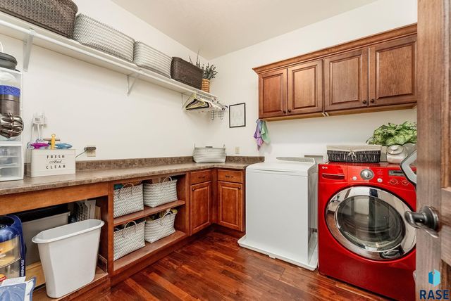 209 Lake Ridge Dr Drive, Wentworth, SD 57075