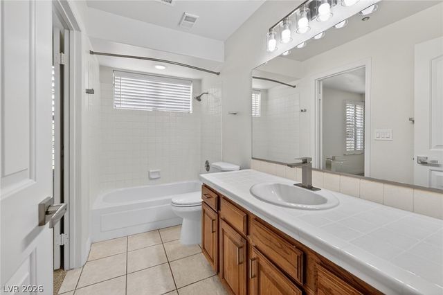 2605 South Durango Drive 102, Las Vegas, NV 89117