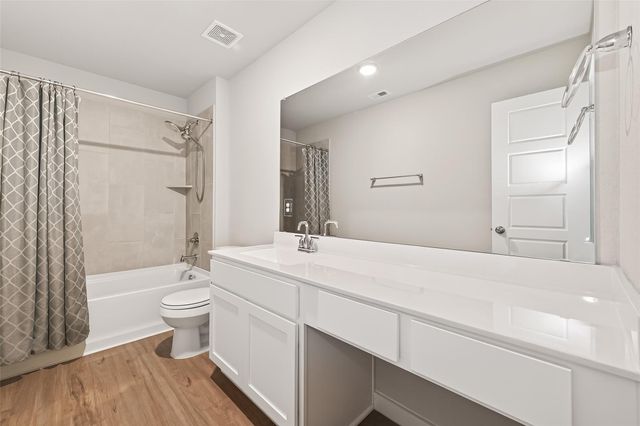 333 Flower Reed Court, Magnolia, TX 77354