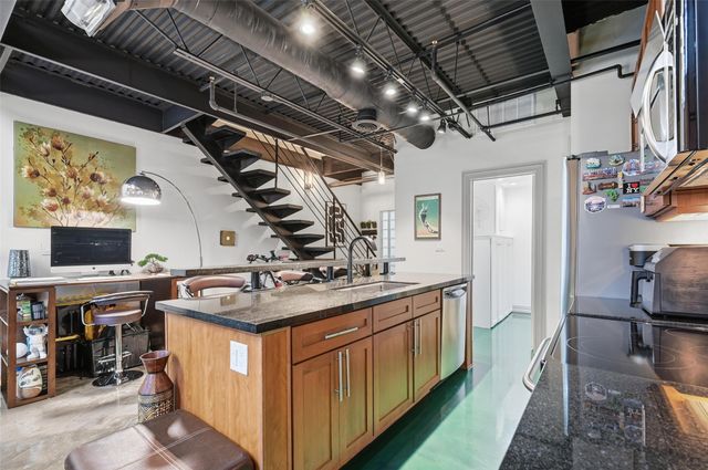 3110 Thomas Avenue 105, Dallas, TX 75204