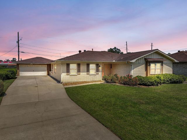 6420 Wilder Drive, Beaumont, TX 77706