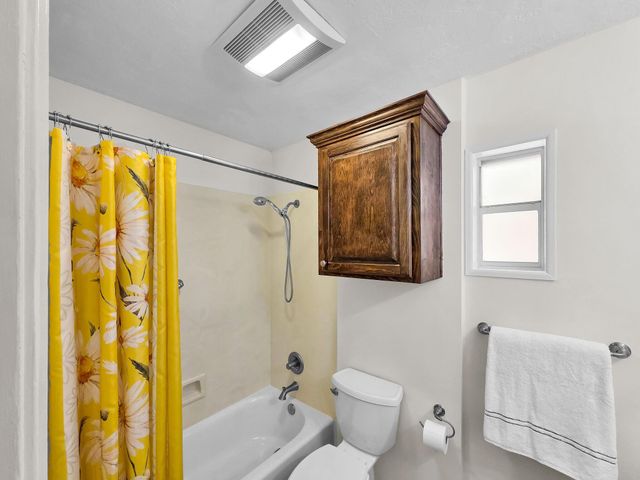 6420 Wilder Drive, Beaumont, TX 77706