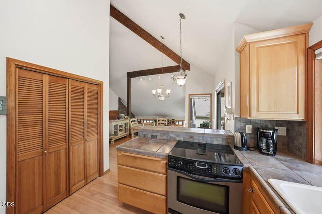 57715 Poplar Loop, Sunriver, OR 97707