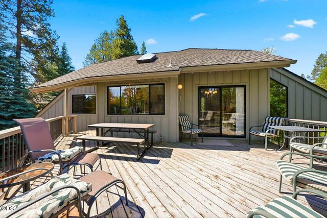 57715 Poplar Loop, Sunriver, OR 97707