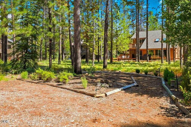 57715 Poplar Loop, Sunriver, OR 97707