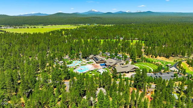 57715 Poplar Loop, Sunriver, OR 97707