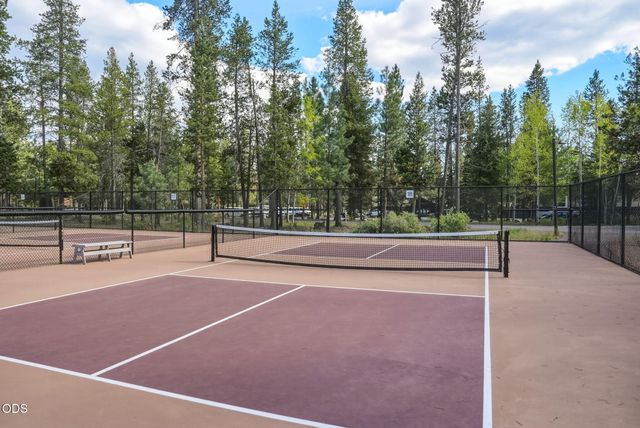 57715 Poplar Loop, Sunriver, OR 97707