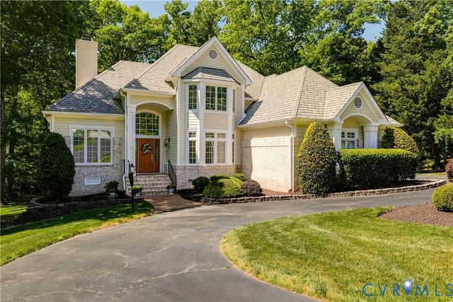 2400 Whitecastle Dr, Midlothian, VA 23113