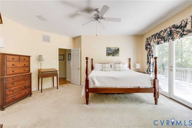 2400 Whitecastle Dr, Midlothian, VA 23113